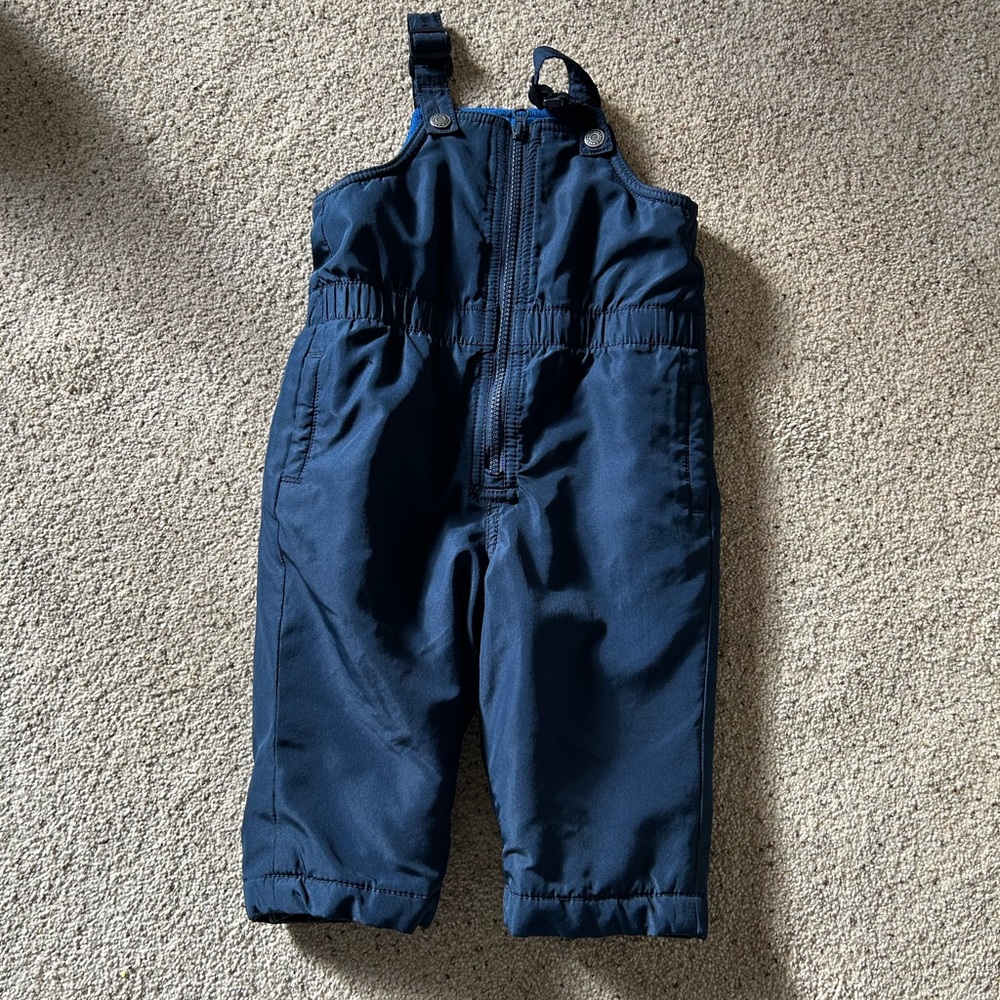 Old navy snow suit